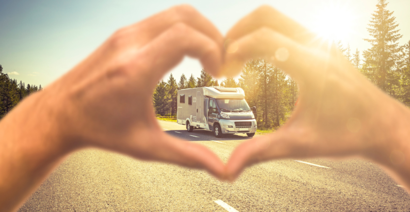 Budget-Friendly Motorhome Travel: Tips for Hitting the Road Without Breaking the Bank