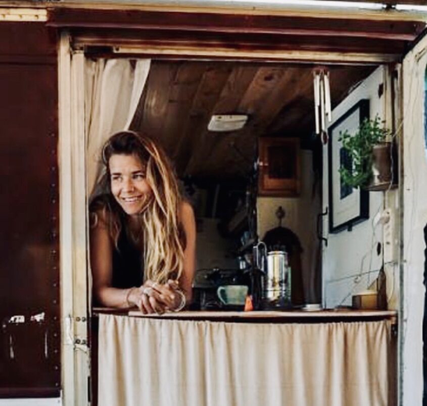 A Home on Wheels: Discovering Freedom with Hanna Luna Grkovic